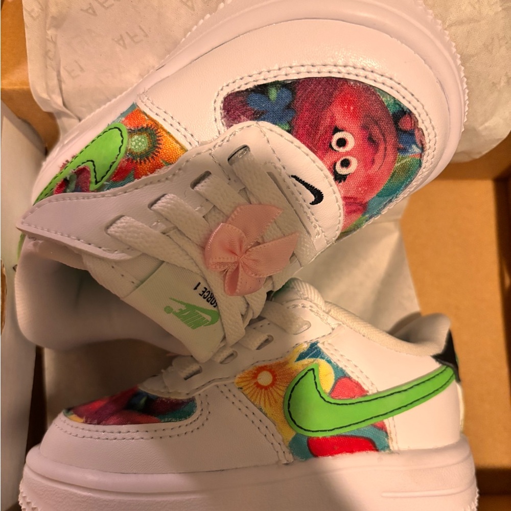 Trolls custom theme Nike AF1s